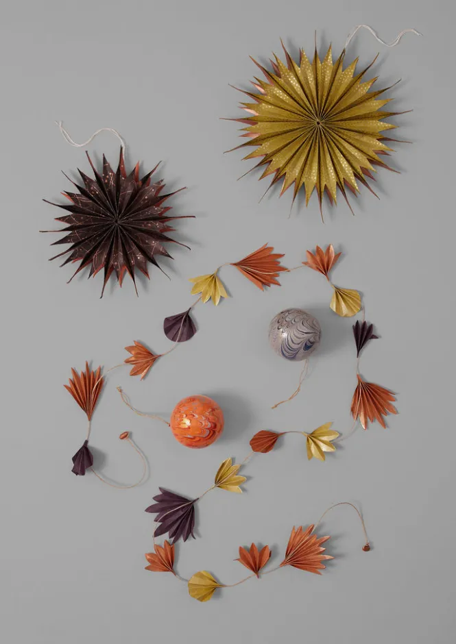Christmas Decorations-TOAST Concertina Petal Paper Garland Berry/Multi