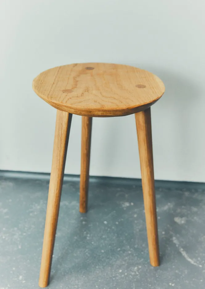 Decorative Pieces-TOAST Will Nock Round Side Table Oak